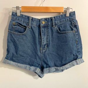 Medium Wash Regular Waist Denim Shorts, Size M